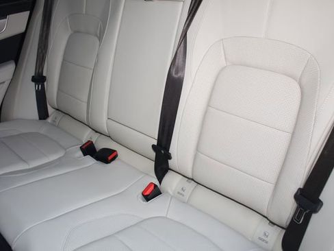 New 2026 Jaguar F-PACE R-Dynamic S image 22