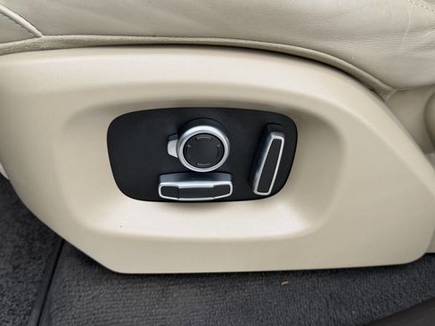 Used 2017 Land Rover Range Rover Sport HSE image 5