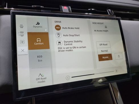 New 2026 Land Rover Range Rover Velar Dynamic SE image 34