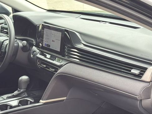 Certified 2025 Toyota Camry LE image 41