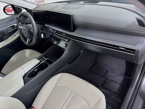 Certified 2025 Hyundai Sonata SEL AWD/4WD image 30