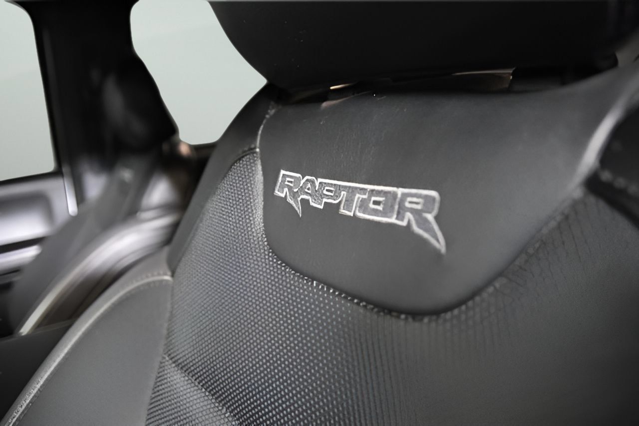 Used 2020 Ford F150 Raptor w/ Equipment Group 802A Luxury AWD/4WD image 36