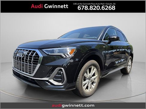 Certified 2025 Audi Q3 2.0T Premium w/ Convenience Package AWD/4WD image 1