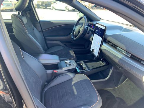 Used 2023 Ford Mustang Mach-E GT image 27