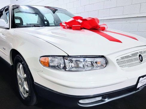 Used 2001 Buick Regal GS w/ Prestige Pkg image 30