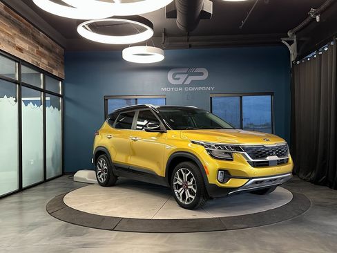 Used 2021 Kia Seltos SX image 1