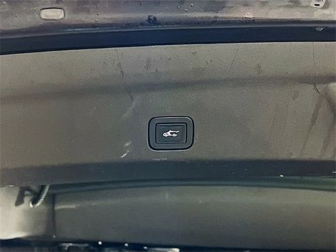 Used 2022 GMC Yukon Denali w/ Max Trailering Package image 28