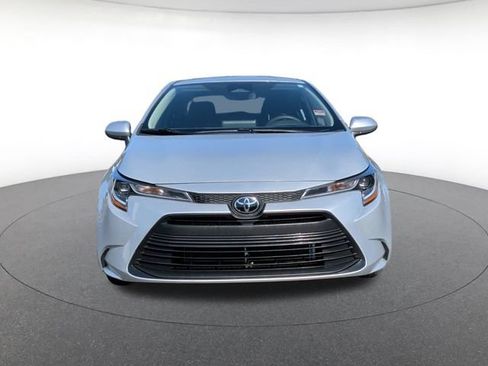 Used 2023 Toyota Corolla LE FWD image 9