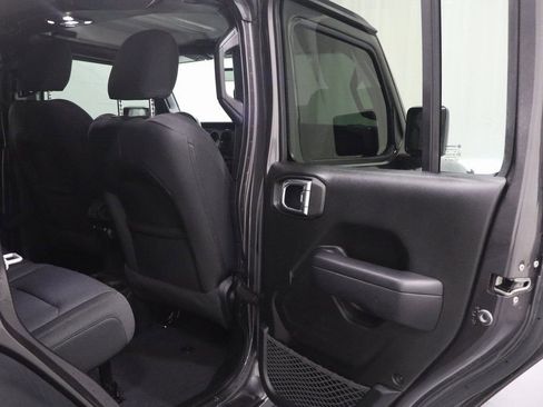 Certified 2022 Jeep Wrangler Unlimited Willys image 16