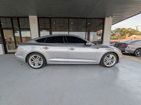 Used 2019 Audi A5 2.0T Premium image 2
