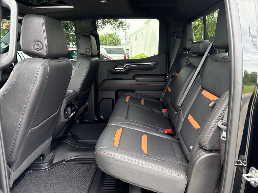 Certified 2024 GMC Sierra 1500 AT4 w/ Technology Package AWD/4WD image 50