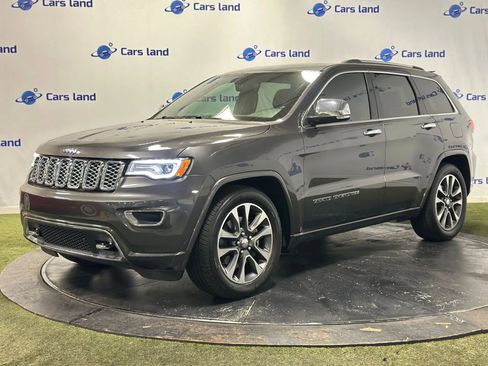 Used 2018 Jeep Grand Cherokee Overland AWD/4WD image 6