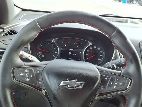 Used 2023 Chevrolet Equinox RS image 11