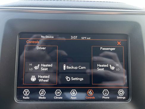 Used 2019 Jeep Cherokee Latitude Plus w/ Cold Weather Group image 21