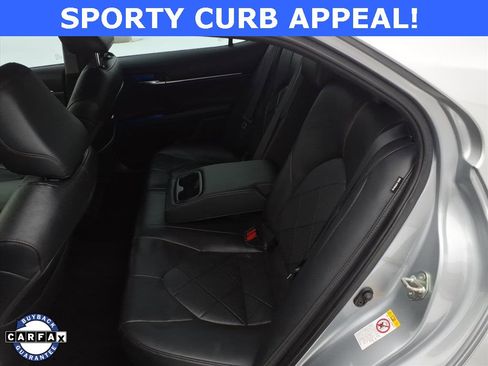 Used 2019 Toyota Camry L image 28