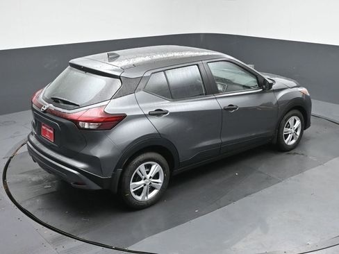 Used 2024 Nissan Kicks S image 32