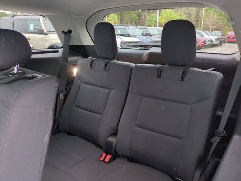Used 2025 Ford Explorer Active image 13