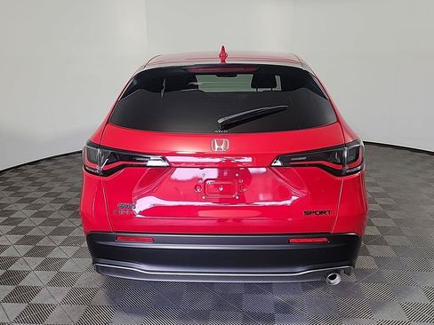 Certified 2026 Honda HR-V Sport image 5
