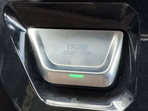 Used 2024 GMC Sierra 1500 Denali w/ Technology Package image 35