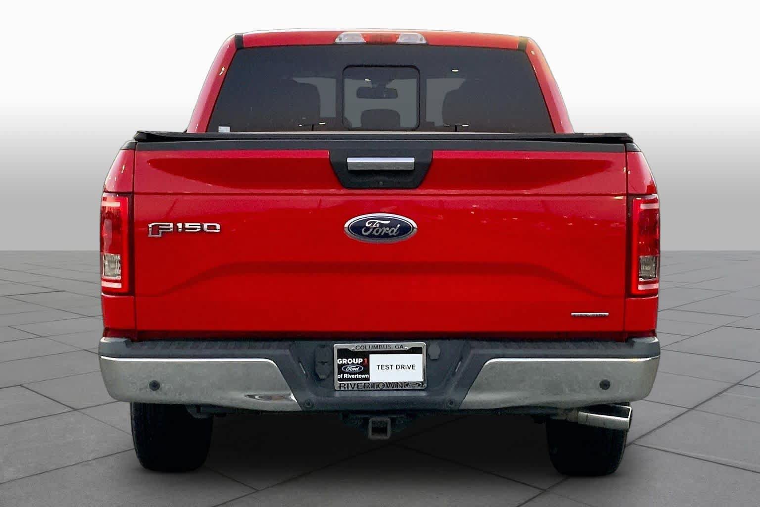 Used 2015 Ford F150 XLT w/ Equipment Group 302A Luxury RWD image 4