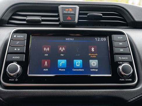 Used 2024 Nissan Versa S w/ Trunk Package FWD image 16