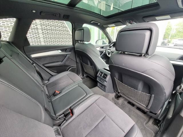 Used 2024 Audi Q5 e Premium Plus w/ Premium Plus Package AWD/4WD image 21