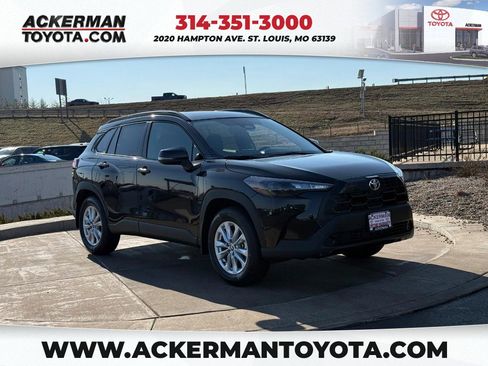 New 2026 Toyota Corolla Cross LE image 1