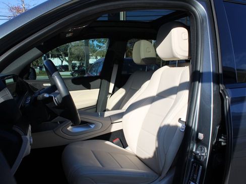 Certified 2024 Mercedes-Benz GLE 450 4MATIC image 5