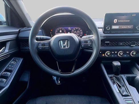 Used 2023 Honda Accord EX image 6