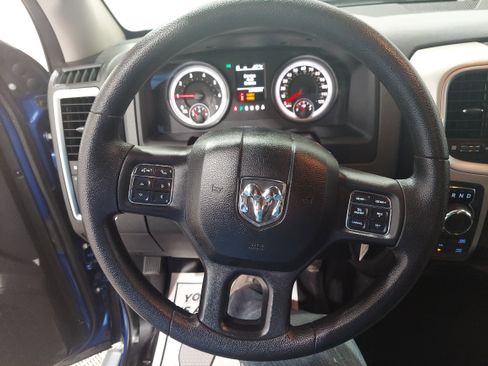 Used 2016 RAM 1500 Classic SLT AWD/4WD image 10