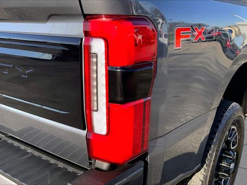 Used 2026 Ford F250 Platinum AWD/4WD image 37