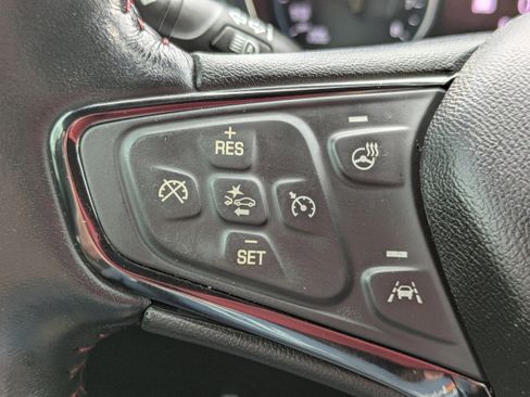 Used 2022 Chevrolet Equinox RS w/ RS Leather Package FWD image 21