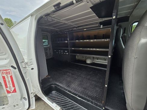 Used 2012 Ford E-150 and Econoline 150 RWD image 15