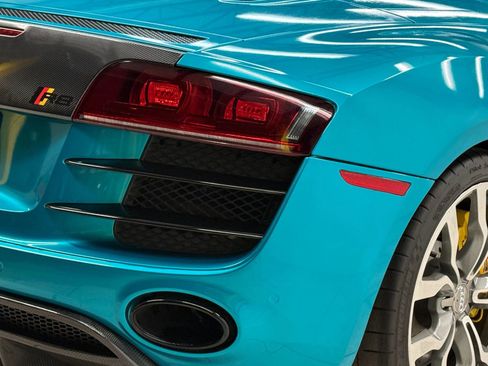 Used 2011 Audi R8 V10 image 10