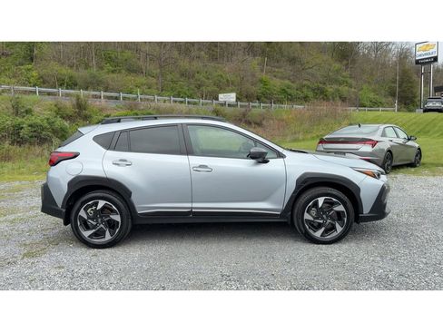 Certified 2024 Subaru Crosstrek 2.5i Limited w/ Crosstrek Mirror Package AWD/4WD image 9