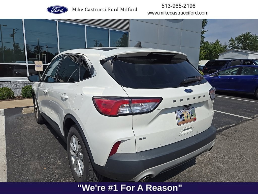 Certified 2022 Ford Escape SE w/ Cold Weather Package FWD image 5