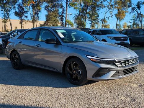 New 2026 Hyundai Elantra Sport FWD image 3