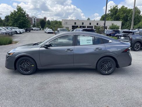 New 2026 Nissan Sentra SV w/ SV Convenience Package FWD image 6