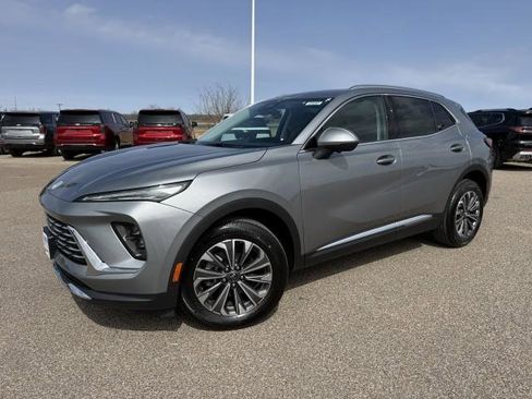 New 2026 Buick Envision Preferred image 2