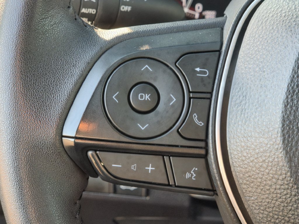 Used 2025 Toyota RAV4 XLE Premium FWD image 24
