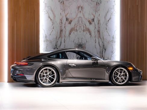 Used 2022 Porsche 911 GT3 RWD image 3