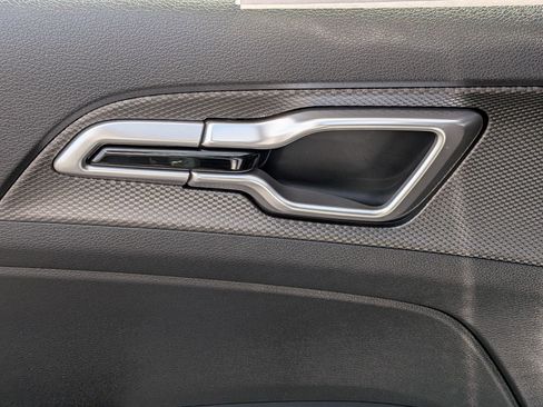 Used 2025 Kia Sportage LX image 27