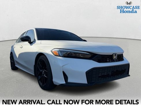 Used 2025 Honda Civic Sport image 4