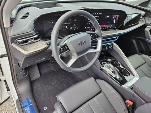 New 2025 Audi Q5 Premium Plus image 9