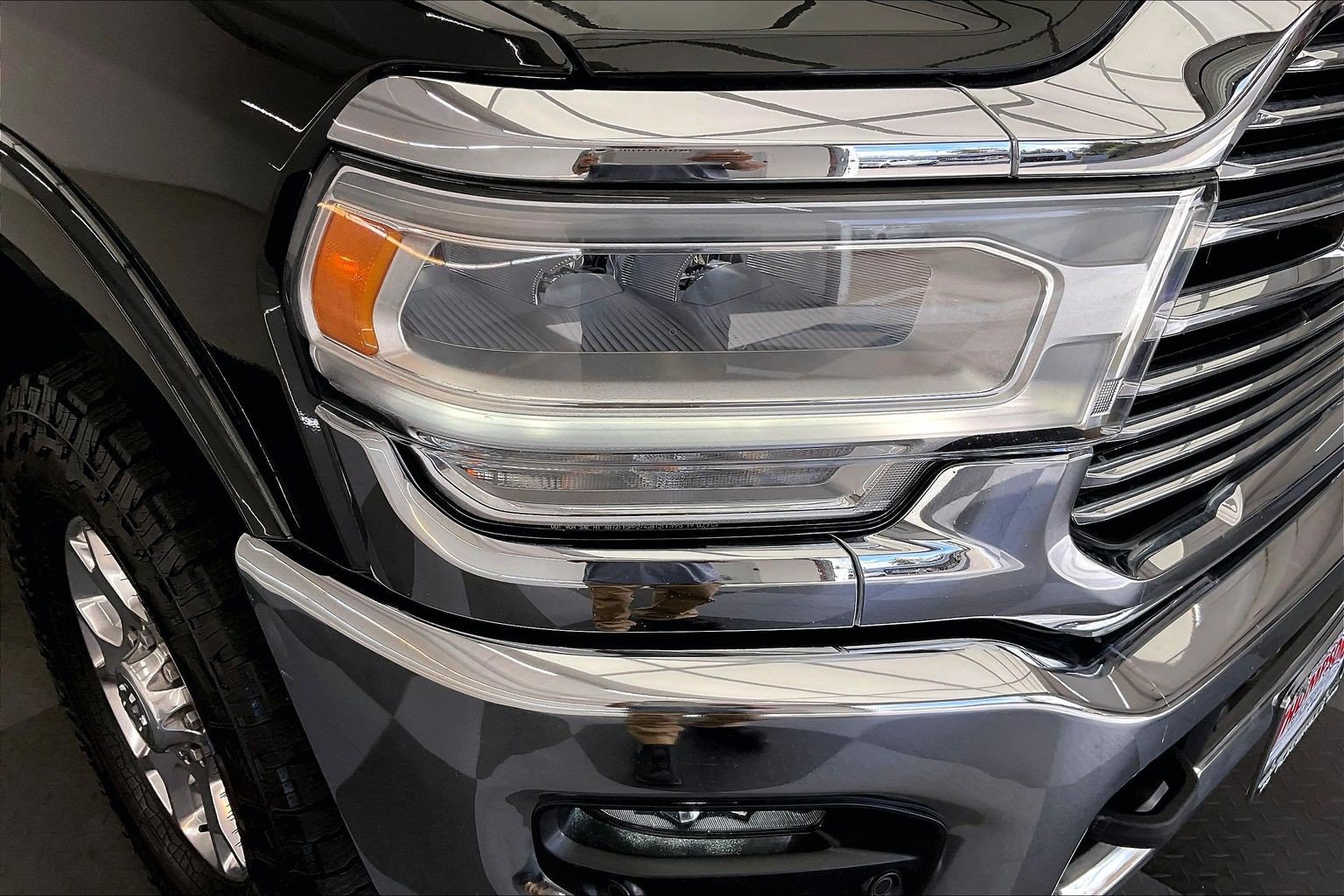Used 2022 RAM 2500 Laramie AWD/4WD image 28