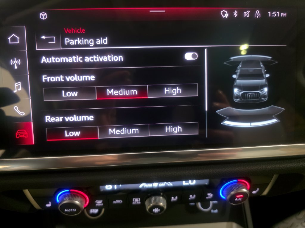 Certified 2025 Audi Q3 2.0T Premium w/ Convenience Package AWD/4WD image 34