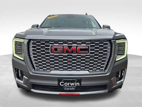 Used 2023 GMC Yukon XL Denali image 4