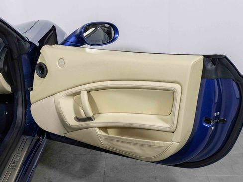 Used 2010 Ferrari California image 40