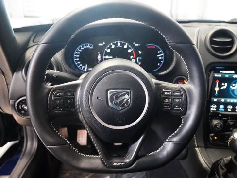 Used 2017 Dodge Viper GTC w/ GTS Interior Package RWD image 16
