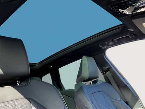 Certified 2025 BMW X3 xDrive30i w/ Premium Package image 27